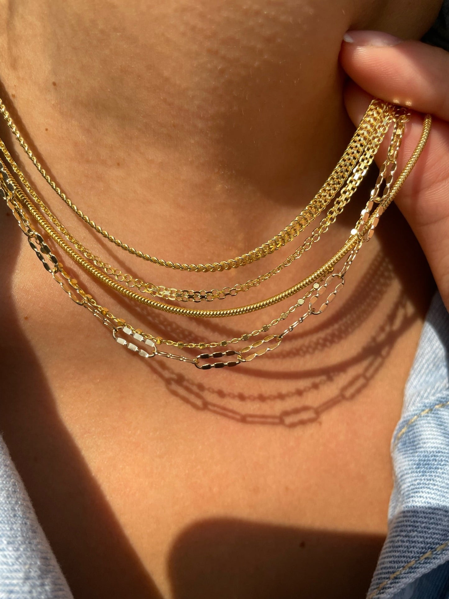 Oval Link Necklace in 14kt Gold with Ribbed Texture | The Drop 17